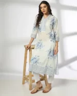 Women Floral Print Straight Kurta